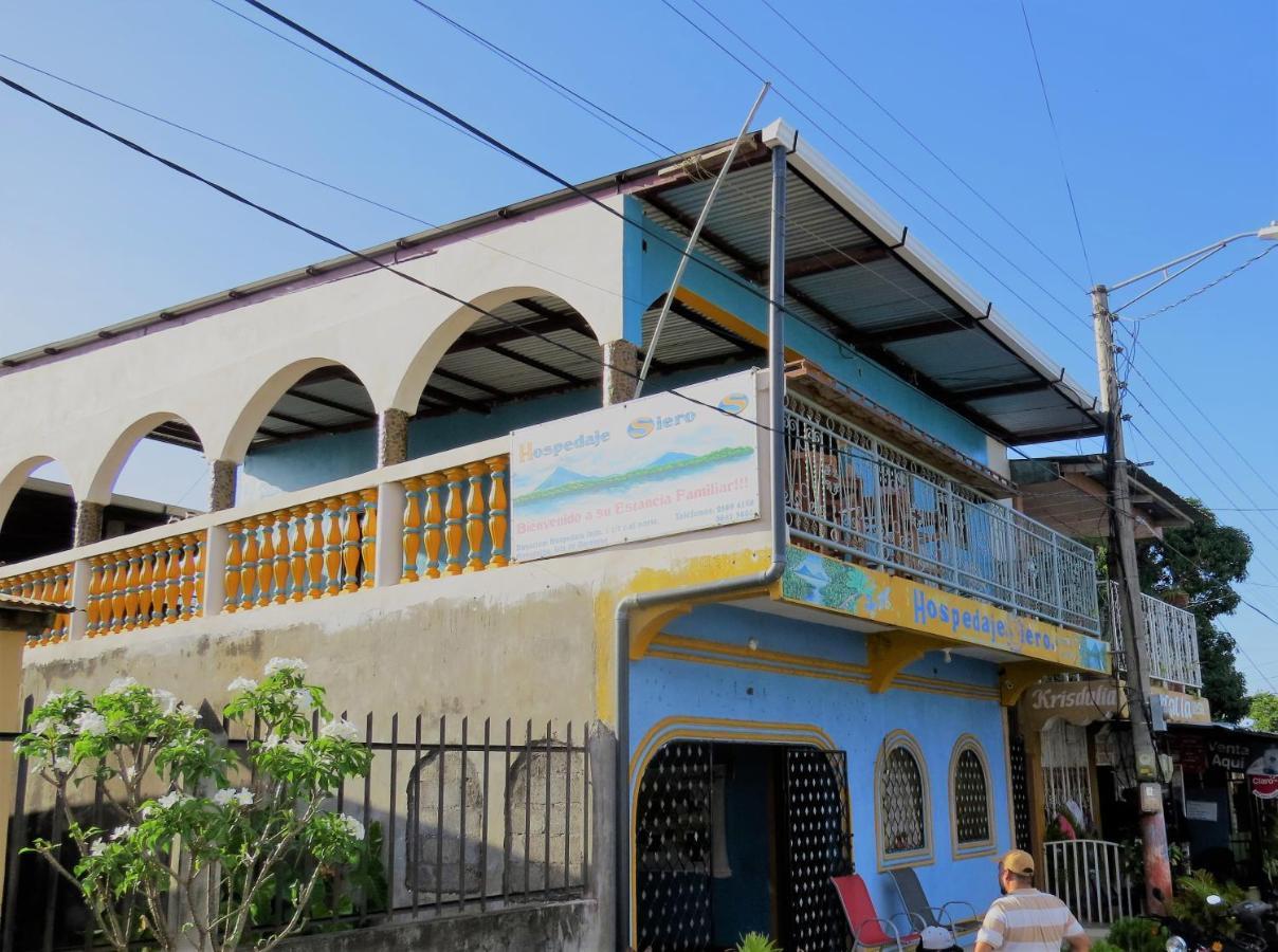 Hostal Siero 모요갈파 외부 사진